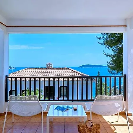 酒店 Aegean Suites, Santikos Collection (adults Only) 梅加利阿莫斯