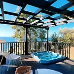 ホテル Aegean Suites, Santikos Collection (adults Only) 5*